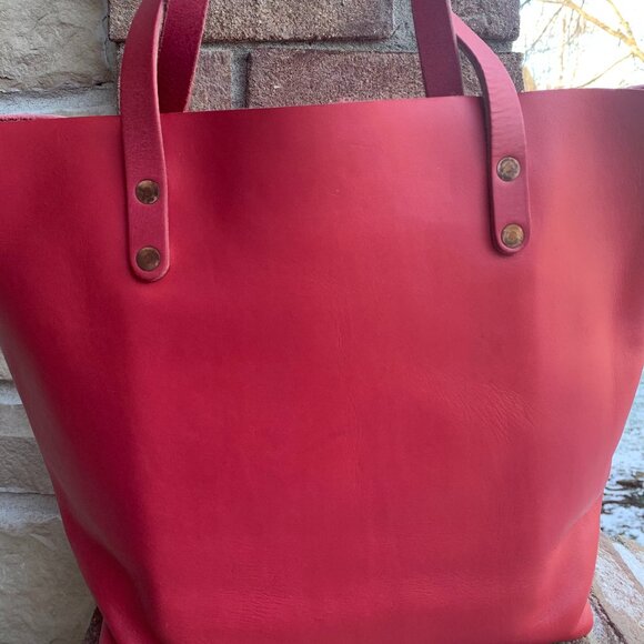 KMM & Co Standard Salmon Tote - Picture 5 of 16